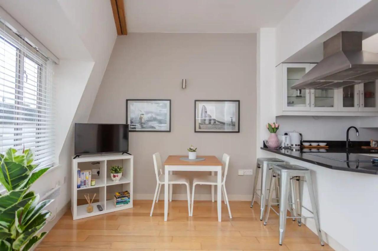 Stylish 1 Bedroom Apartment Near Northcote Road London Exterior photo